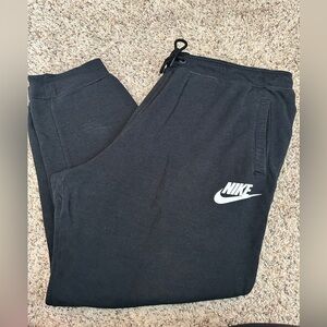 Nike Women’s Black Sweatpants